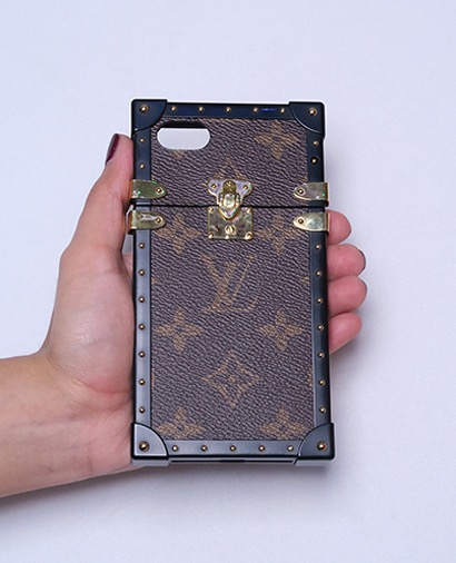 Louis Vuitton Eye-Trunk for Iphone7, front view